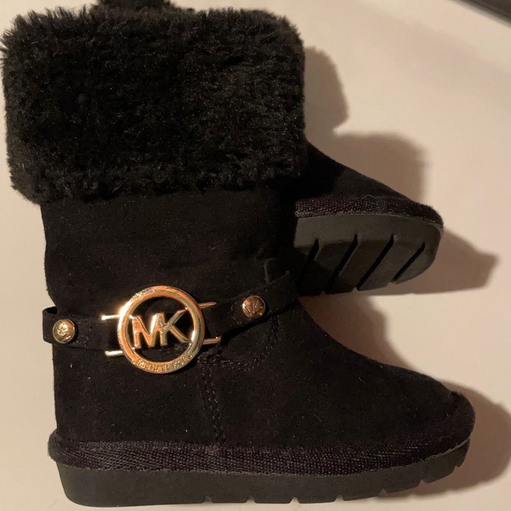 MK toddler boots!